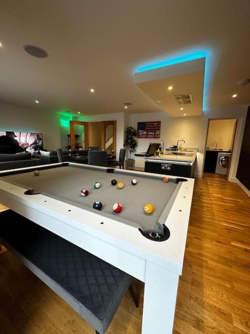 Stunning & Fun 4 Bed In The Heart Of Holiday home